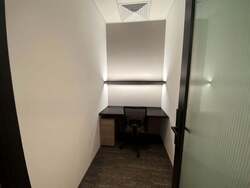 Bank Of Singapore Centre (D1), Office #588072061
